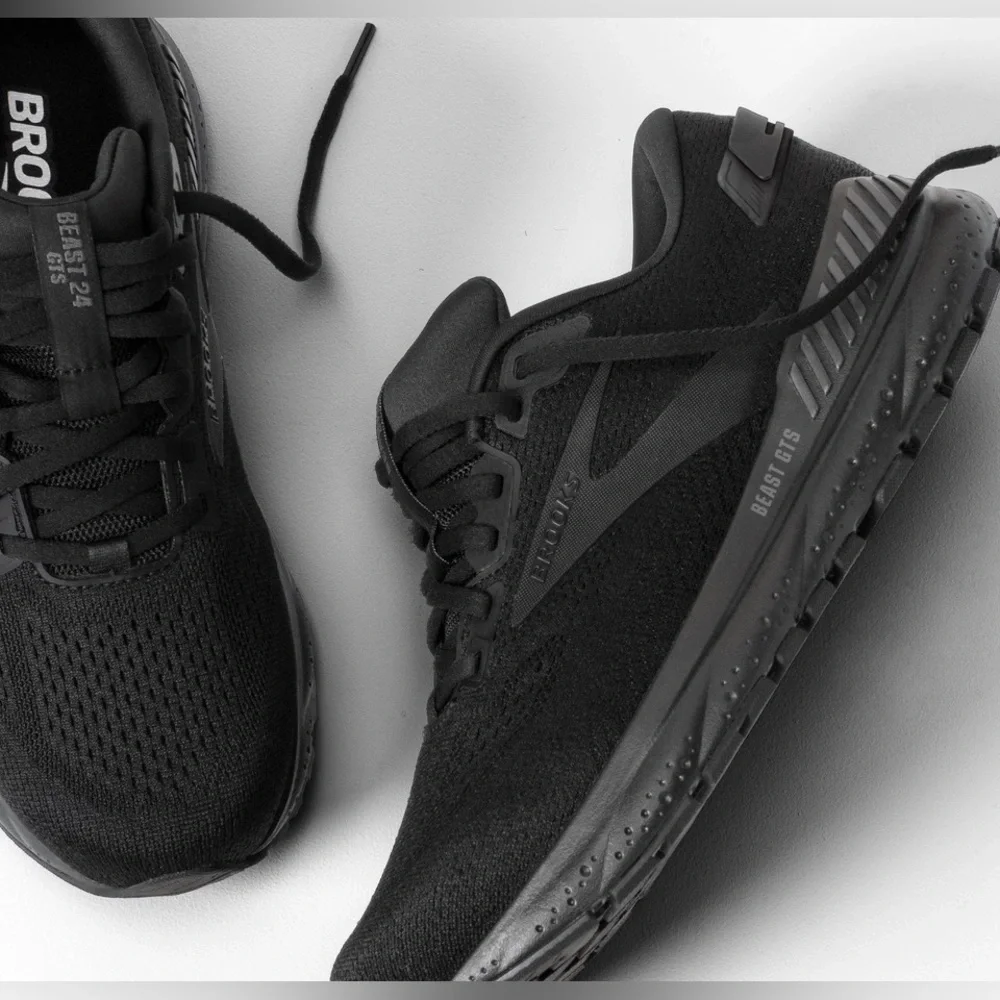 Brooks Men’s Black Wide Adrenaline GTS 24